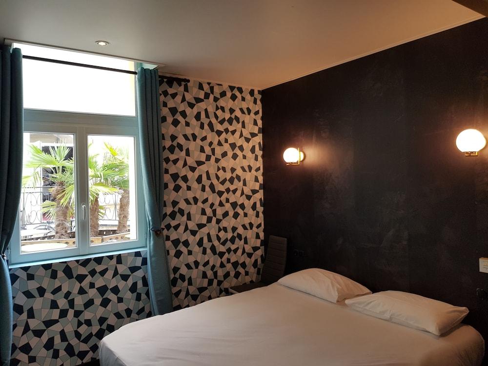Brit Hotel Aux Sacres Reims, Centre Historique Kültér fotó